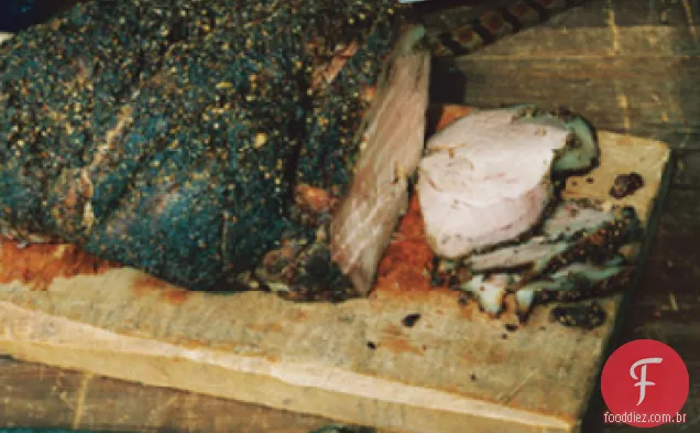 Carne de porco assada em grão de pimenta com molho de Vermute