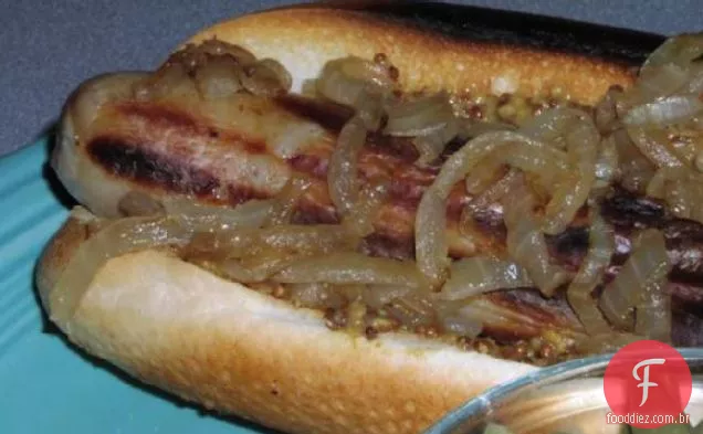 Gegrillte Bratwurst (Bratwurst Grelhado)