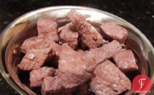 Afelia (carne de porco em coentro e vinho)