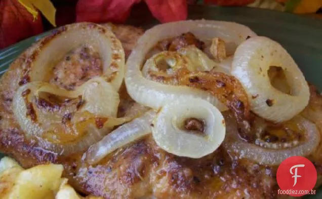 Costeletas De Porco Fritas Com Cebola
