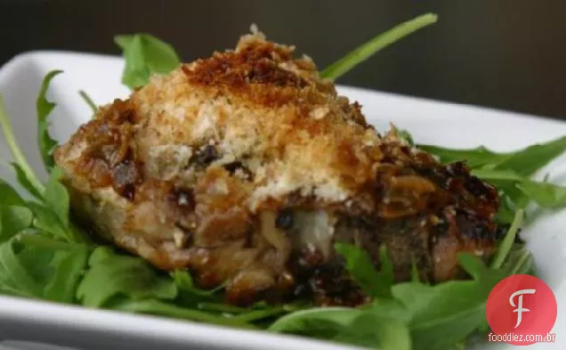 Costeletas De Porco Com Cebola E Queijo Parmesão