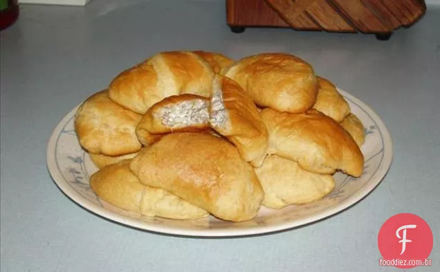 Crescentes De Queijo Creme De Salsicha