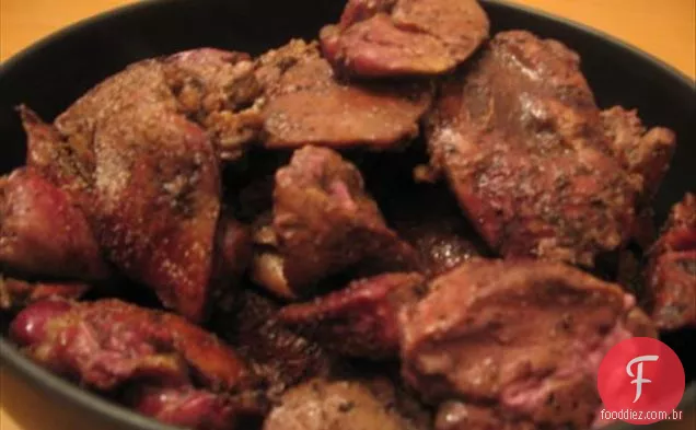 Frango Assado Com Fígados De Frango