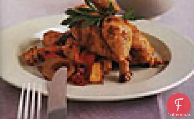 Galinhas e vegetais Cornish torrados por páprica