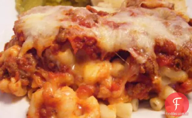 Caçarola De Macarrão com hambúrguer da Mema (Goulash)