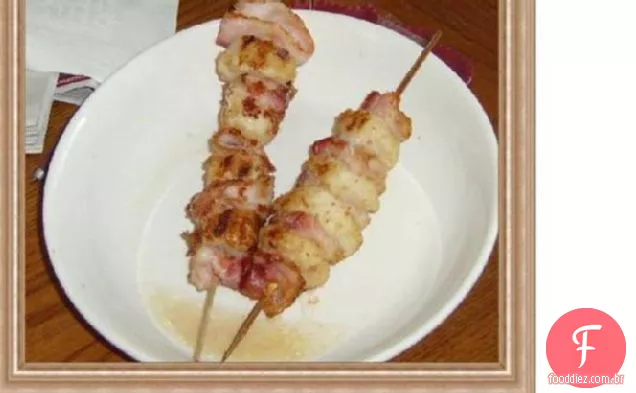Vieira e Kebabs de Bacon