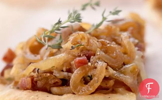 Fontina, caramelizada-cebola e Pizza Pancetta