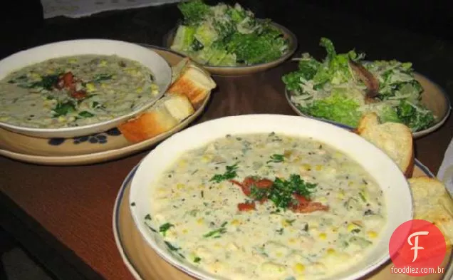 Nova Inglaterra Molusco e sopa de milho com ervas