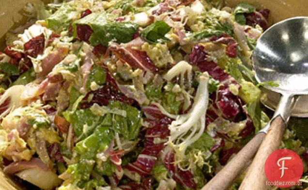 Salada quente com ovo e Pancetta