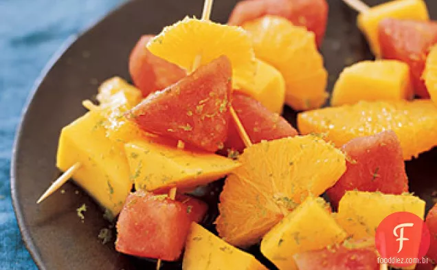 Fruta Embebida Em Tequila