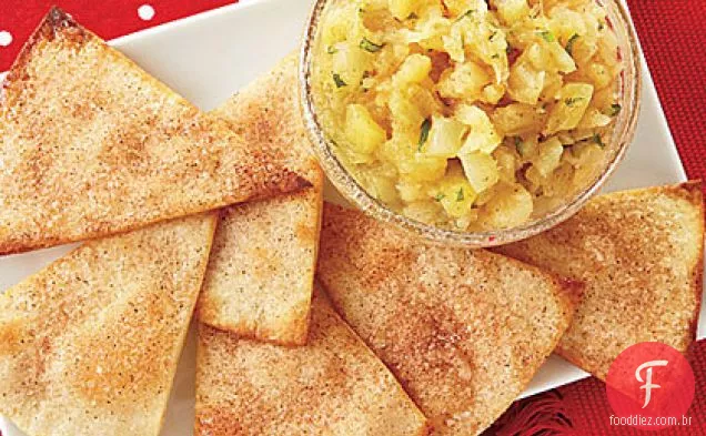 Canela-tortilhas de açúcar com Salsa de abacaxi