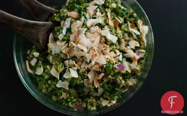 Quinoa De Coco E Couve Com Pesto Tropical