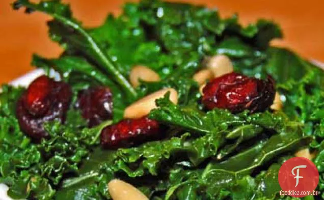 Couve Com Cranberries