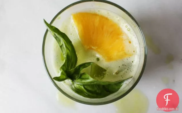 Kale Pineapple Basil Smash