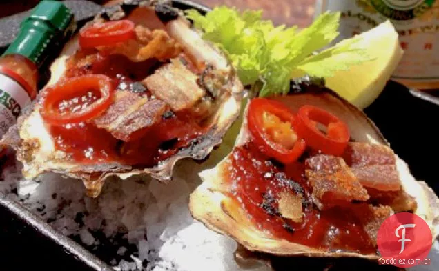 Ah Shucks! Bacon Churrasco Ostras como eles fazem isso em Nova Orleans.