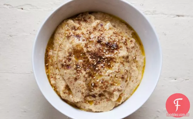 Abobrinha assada-molho de grão de bico com Za'atar