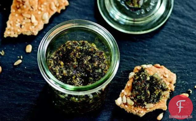 Tartare de algas marinhas do livro de receitas do mercado francês