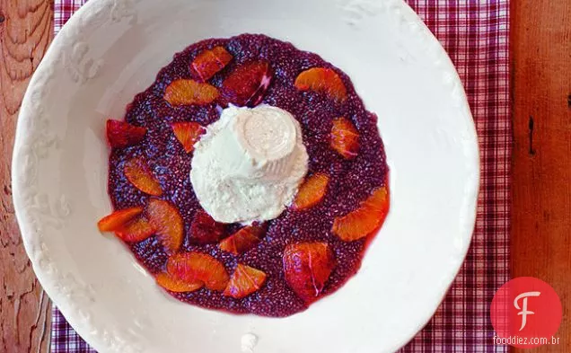 Mingau de Semente de Chia com laranja e iogurte