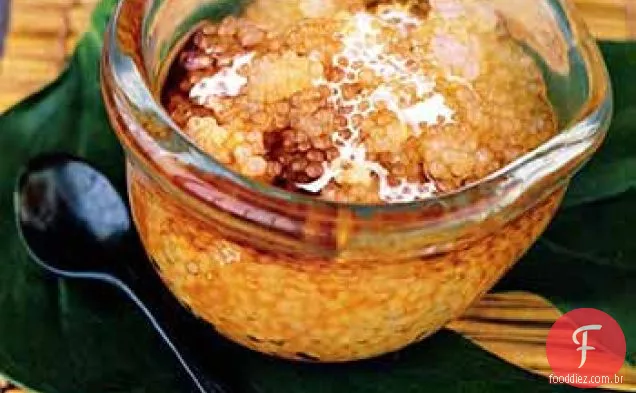 Pudim de Tapioca com creme de coco e xarope de açúcar de Palma