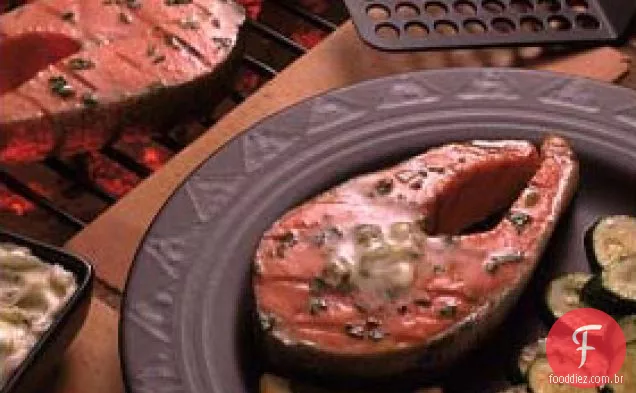 Salmão Grelhado Com Manteiga De Estragão