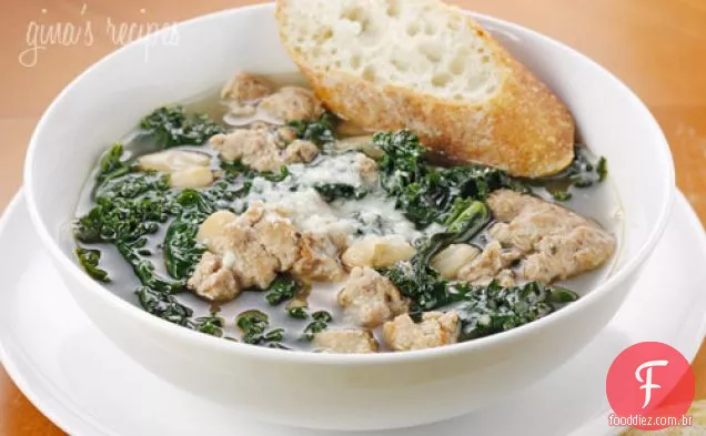 Salsicha De Peru, Couve E Sopa De Feijão Branco