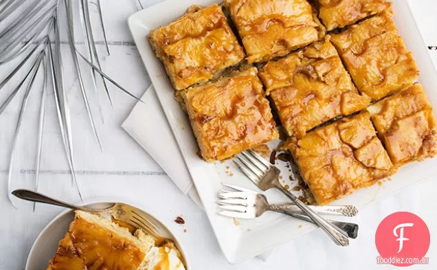 Bolo De Rum De Abacaxi Porto-Riquenho