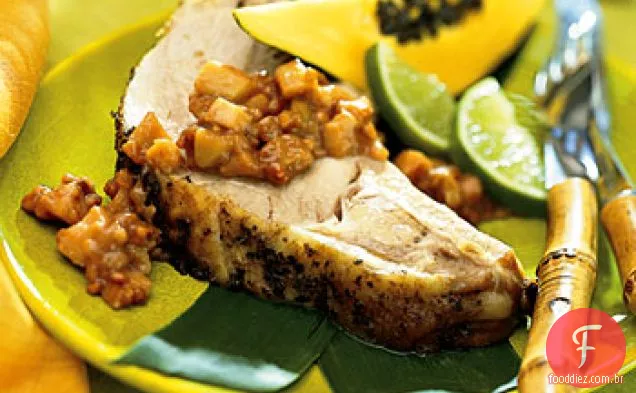 Lombo de porco assado com goiabas caramelizadas em conserva