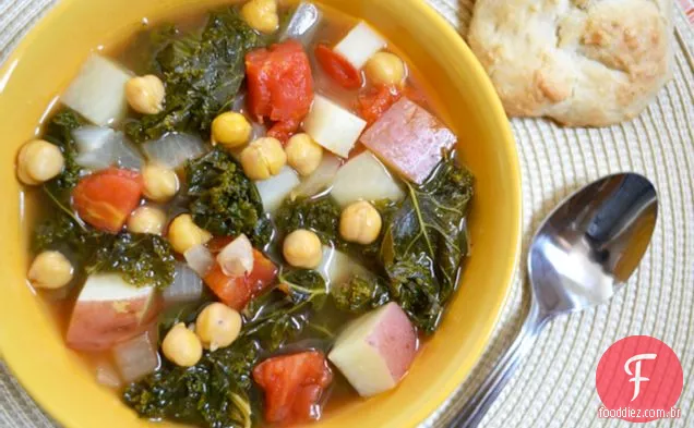 Sopa De Couve E Grão De Bico