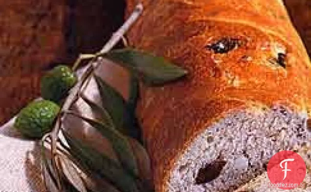 Pão francês com azeitonas Kalamata e tomilho