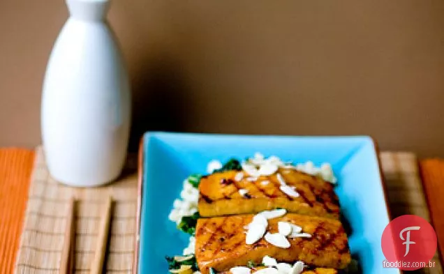 Tofu De Marmelada Com Couve E Cuscuz De Pérola De Limão
