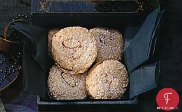 Linzer Macaroon Sandwiches