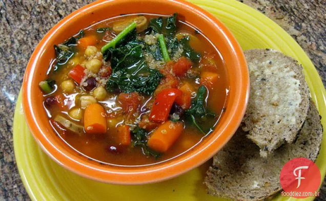 Sopa De Couve De Salsicha Italiana