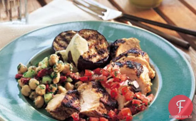 Tandoori-frango temperado com Chutney de tomate e gengibre