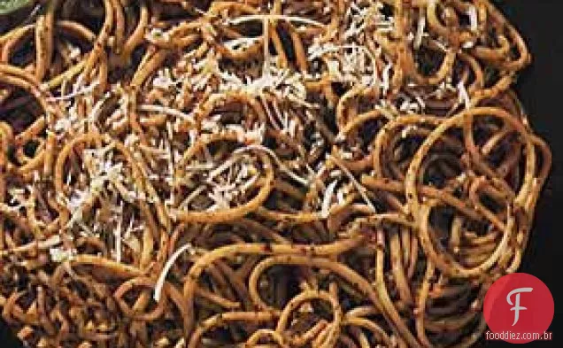 Linguine com Pesto De Tomate Seco ao sol