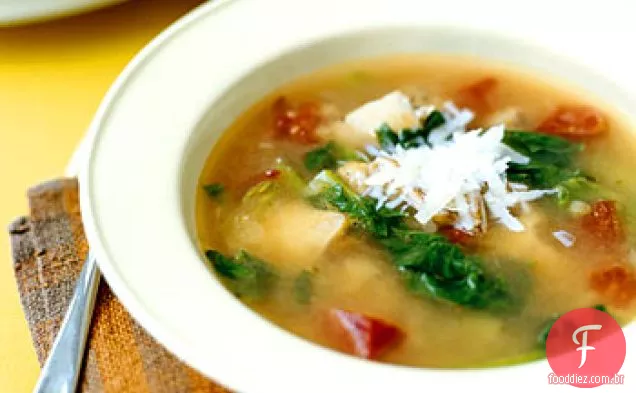 Sopa de frango e escarola com Erva-Doce