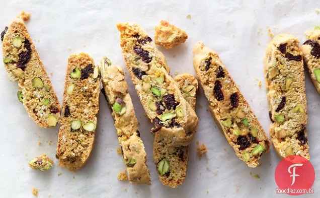Pistache e biscotti de cereja seca