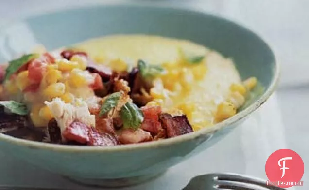 Frango creme com milho e Bacon sobre Polenta