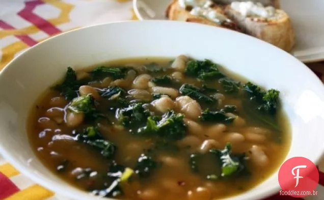 Sopa De Couve E Feijão Branco