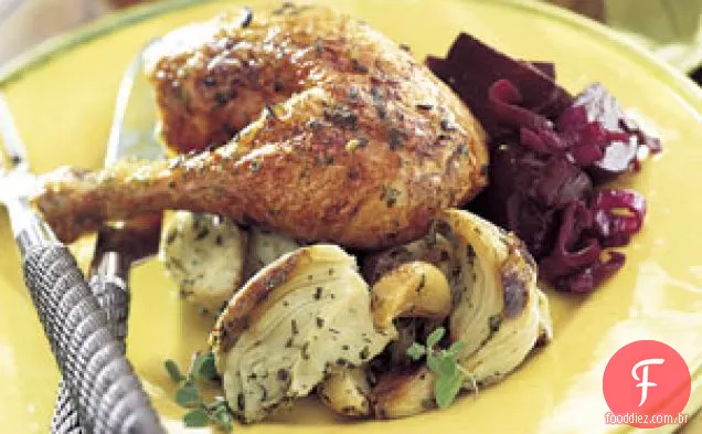 Frango Assado Recheado com Erva-doce e alho