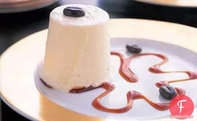Grappa Semifreddo com molho Espresso