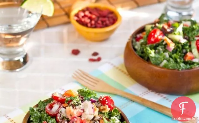 Fim De Semana Glow Kale Salad