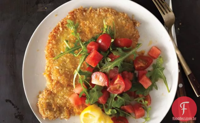 Tonkatsu de porco com melancia-salada de tomate