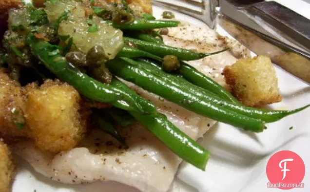 Truta Arco-Íris Com Verts Haricot, Alcaparras, Limão E Manteiga Marrom