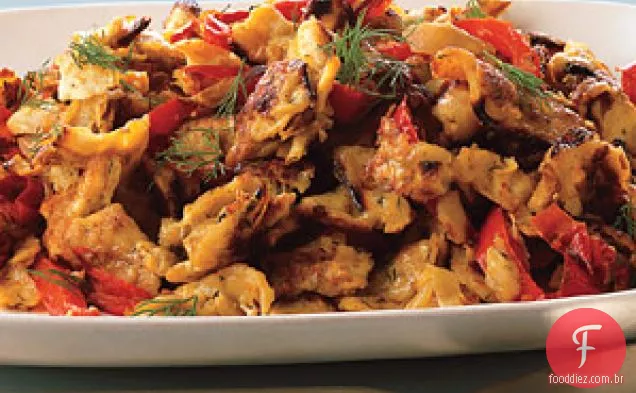 Pimenta vermelha saborosa e cebola Matzo Brei