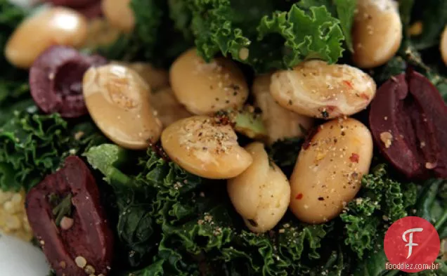 Legumes Salteados E Feijão Manteiga Com Quinoa De Limão