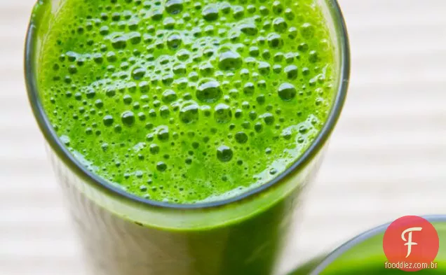 Kiwi Abacaxi Hortelã Smoothie Verde