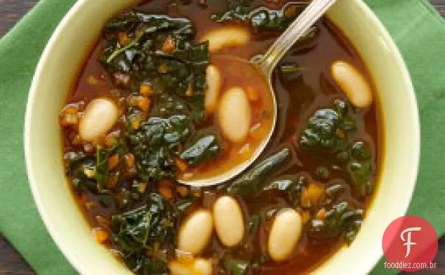 Sopa De Feijão E Couve De Cannellini
