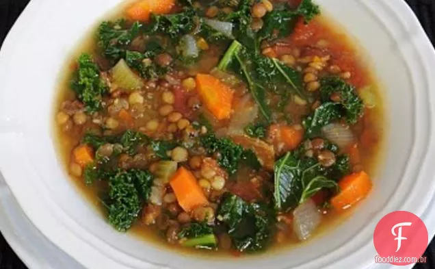 Sopa De Lentilha, Couve E Bacon