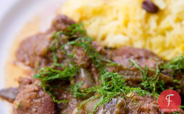 Cordeiro Com Pimenta Verde Masala