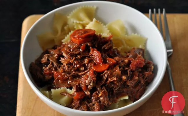 Ragù De Cordeiro Rico E Carnudo